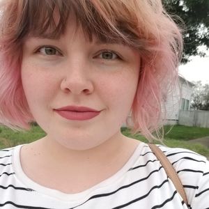 Meet your Posher, Natalie